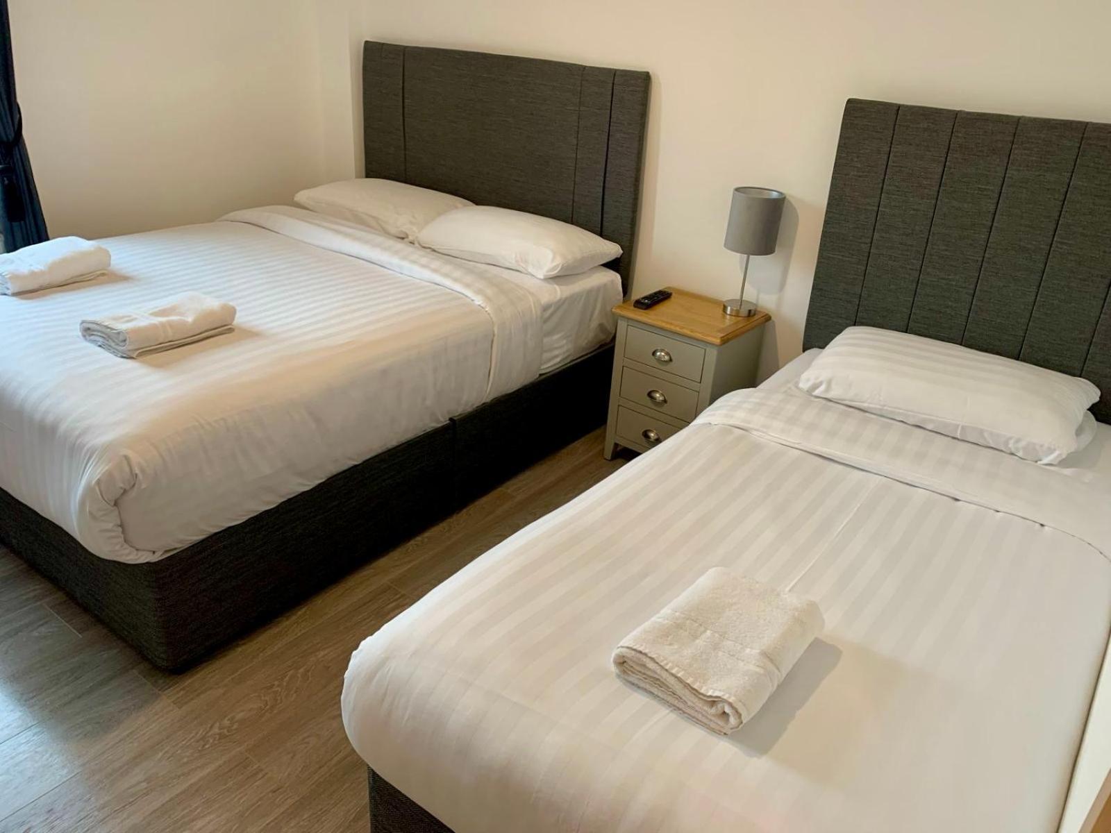 Port House Letterkenny Wild Atlantic Apartments ภายนอก รูปภาพ